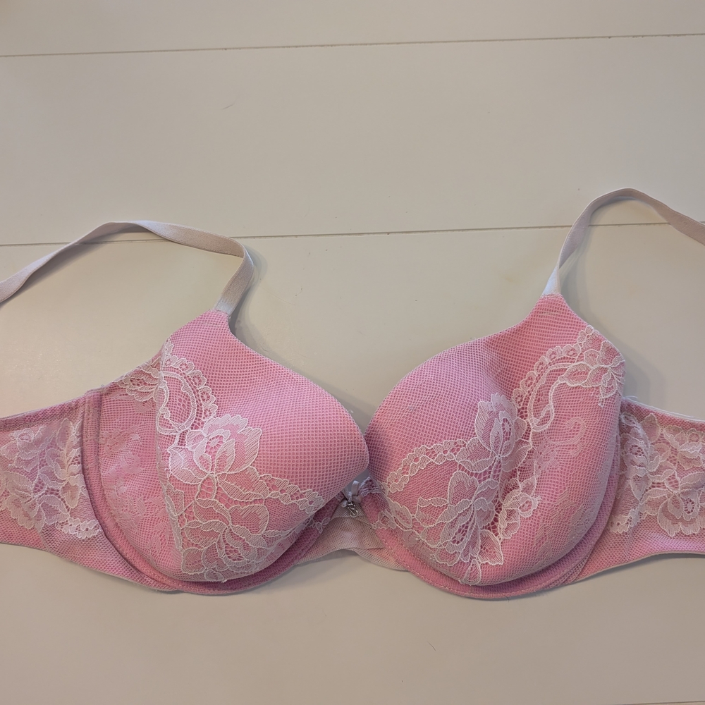 Victoria's Secret Pink Lace Bra